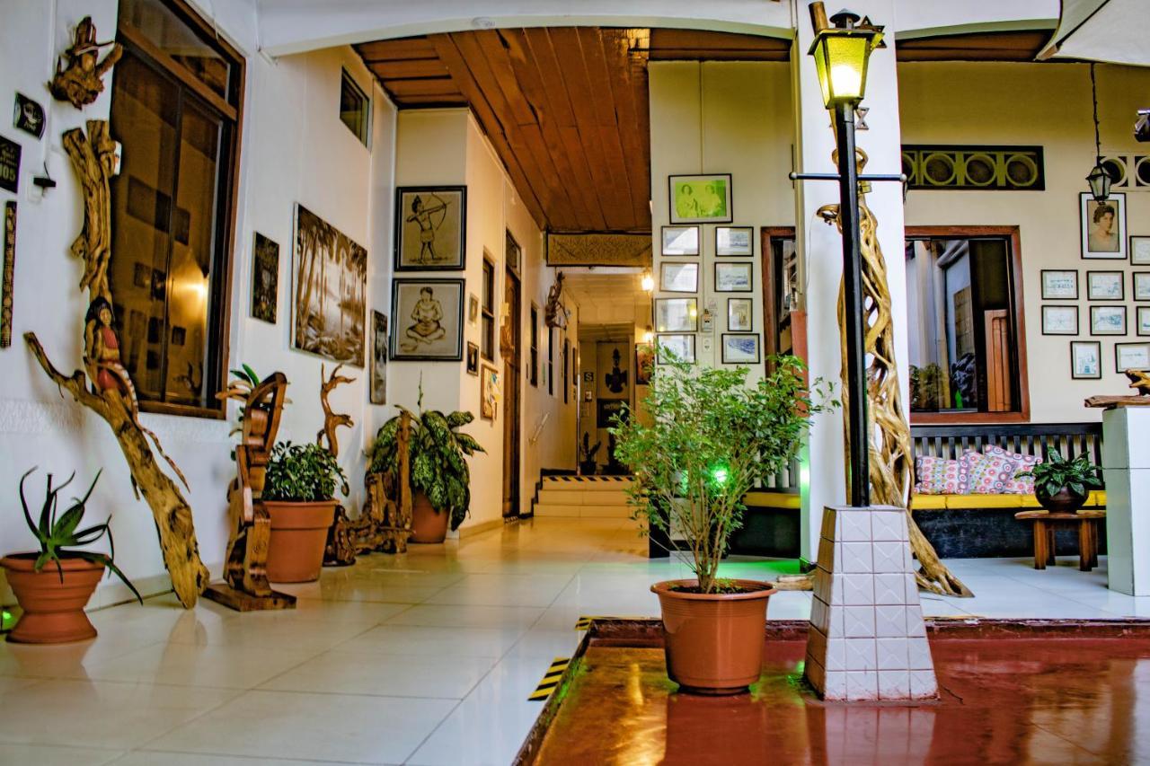 Hotel La Casona Iquitos Exteriör bild