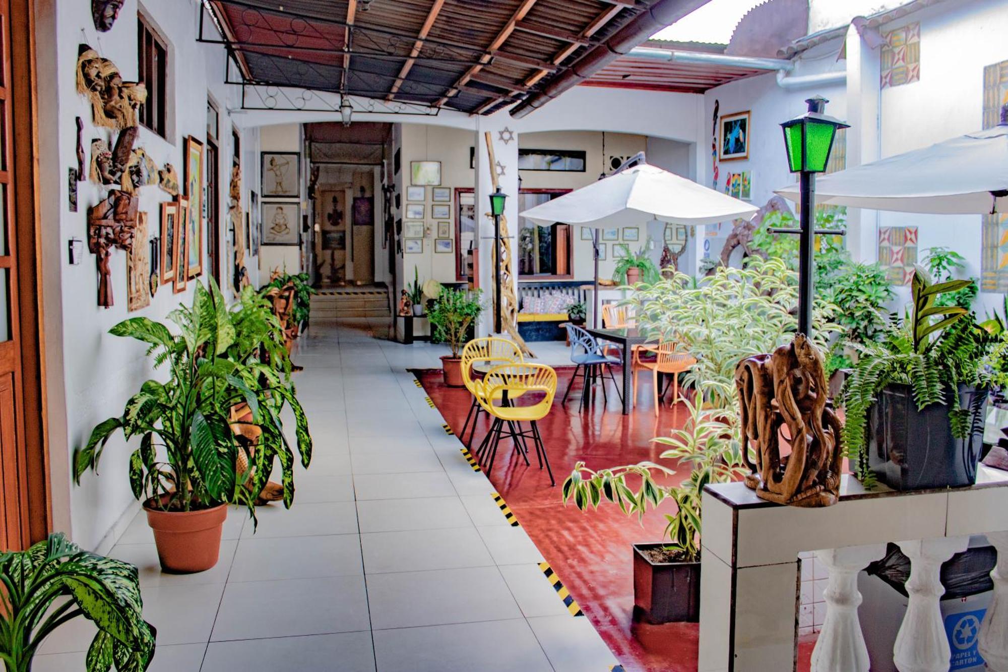 Hotel La Casona Iquitos Exteriör bild