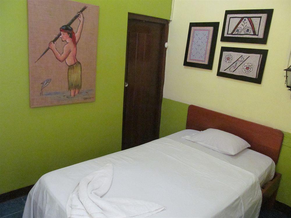 Hotel La Casona Iquitos Exteriör bild