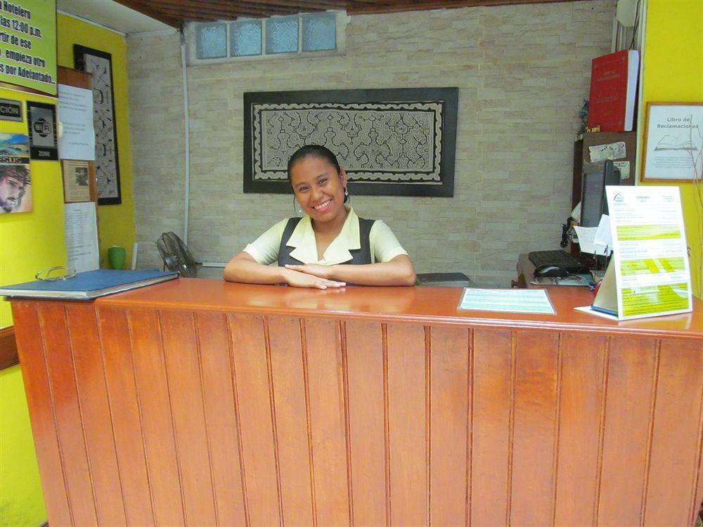 Hotel La Casona Iquitos Exteriör bild